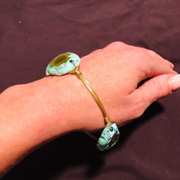 Bourbon and bowties bracelet - Picture 3 of 5